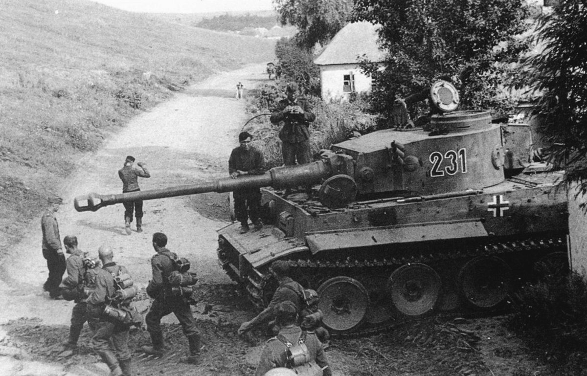 танк тигр 1943 фото