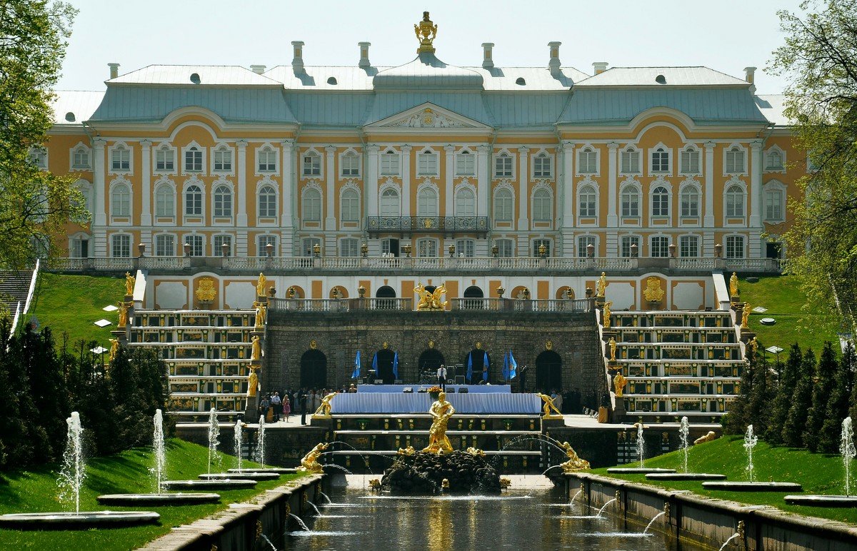 большой петергофский дворец растрелли фото