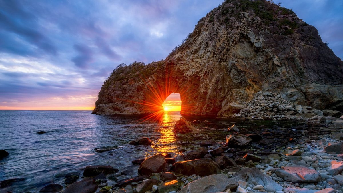 карадаг скала золотые ворота фото