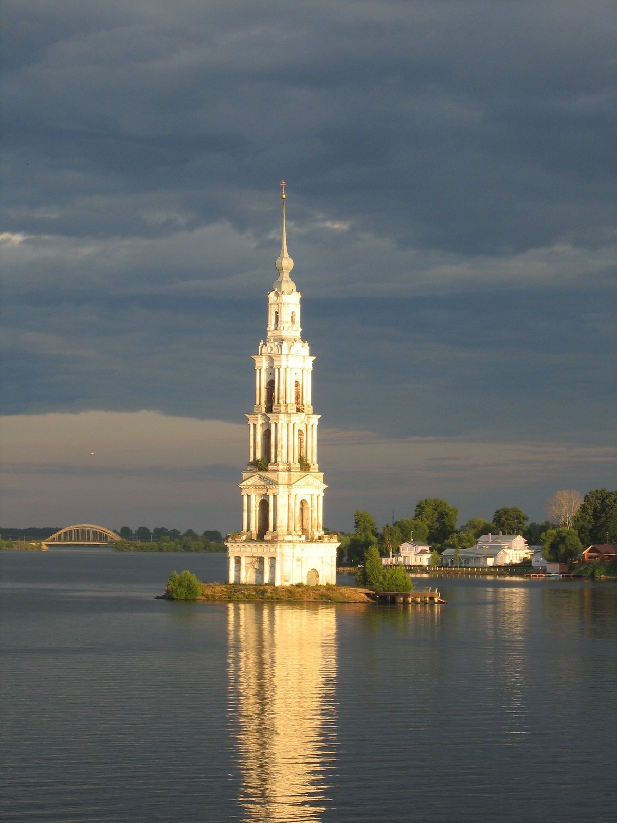 калязинская колокольня калязин фото