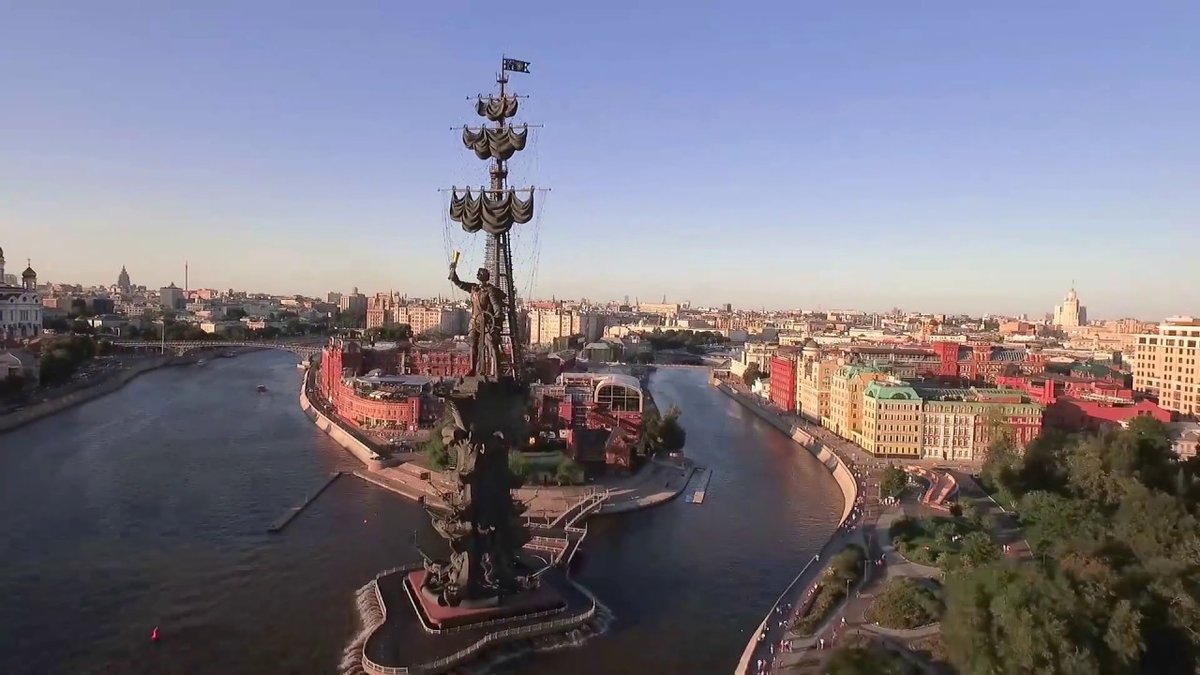 москва памятник петру 1 фото