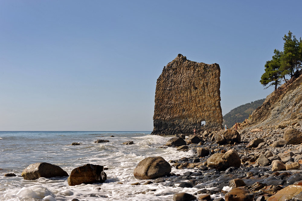 скала парус геленджик фото