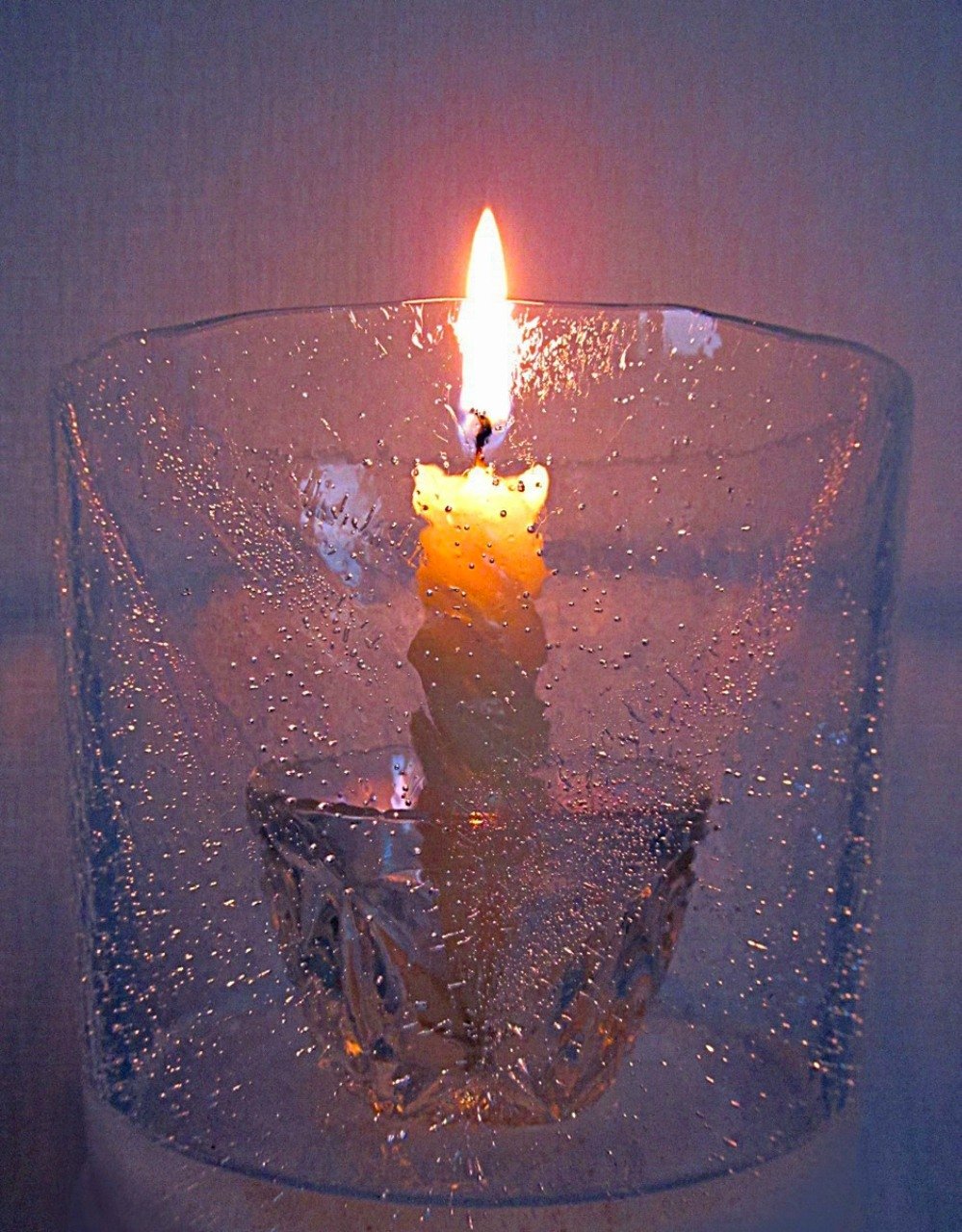 достопримечательностью храма картинка свеча горит водой получают опыт