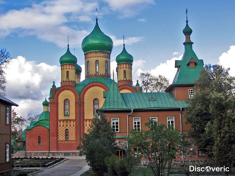 пюхтицкий женский монастырь в эстонии фото