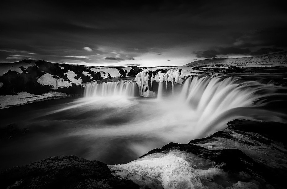 водопад годафосс исландия фото