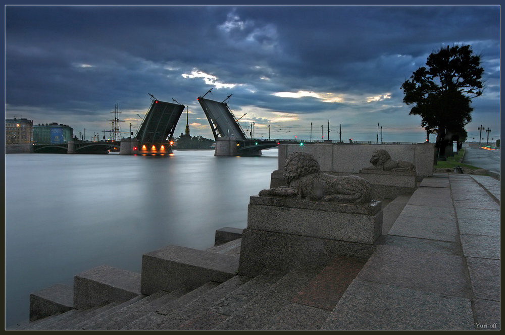 дворцовый мост в санкт петербурге фото