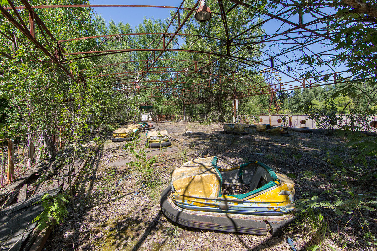 заброшенный парк аттракционов в припяти фото