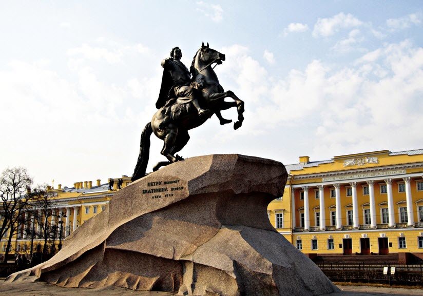 памятник медный всадник санкт петербург фото