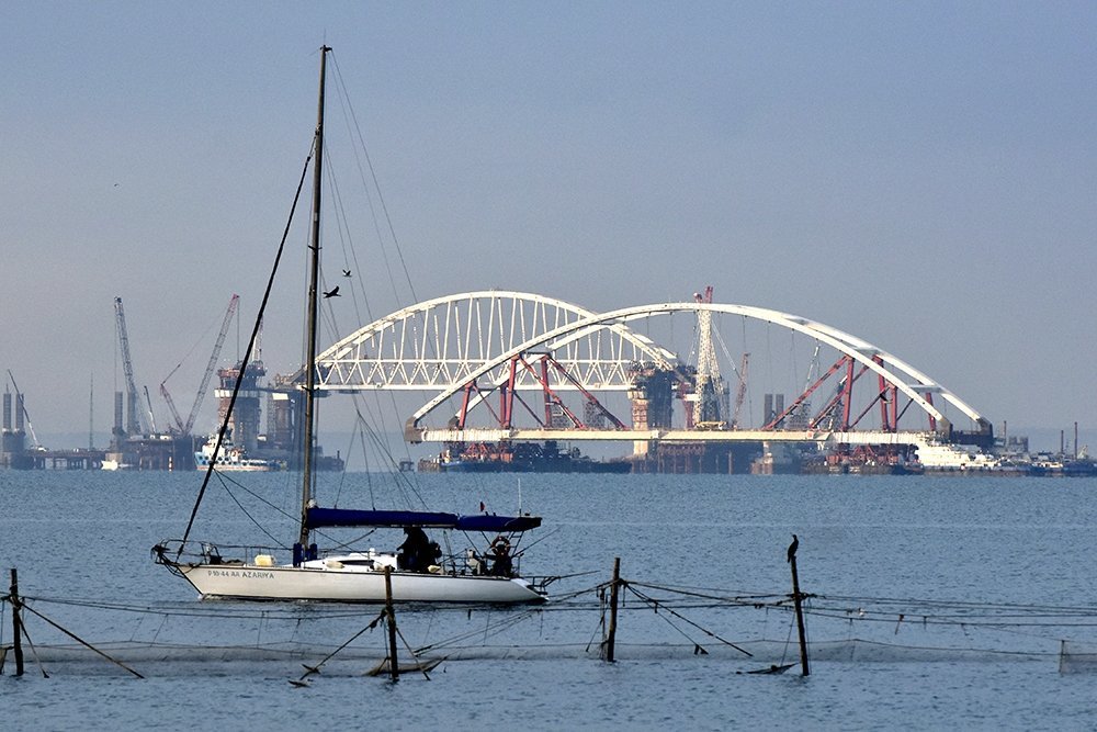 арка крымского моста фото