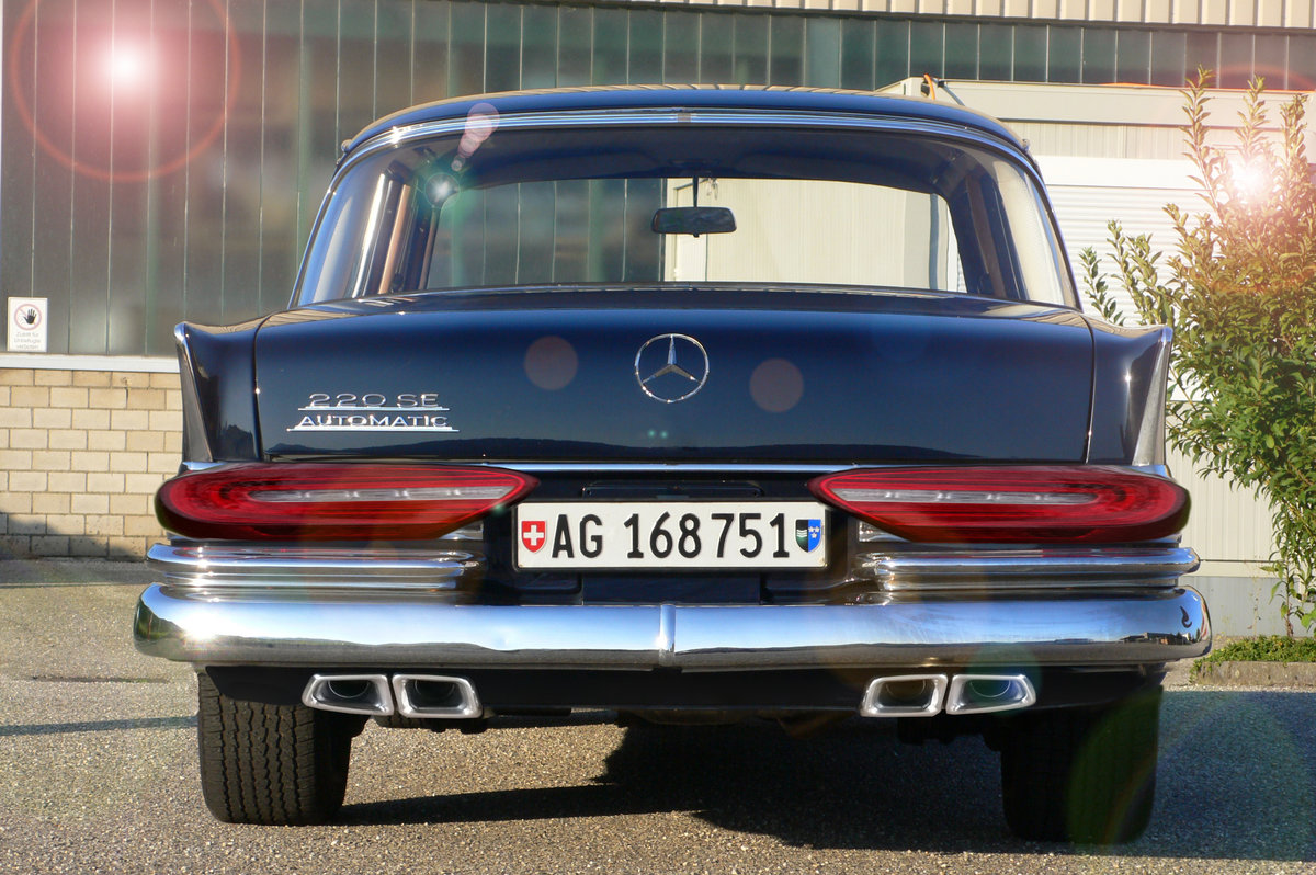 mercedes benz w фото
