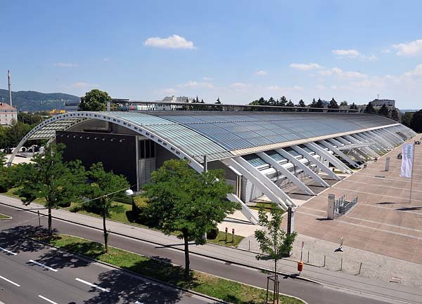конгрессно-выставочный центр design center linz (австрия) фото
