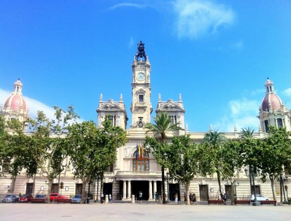 ратушная площадь валенсия фото