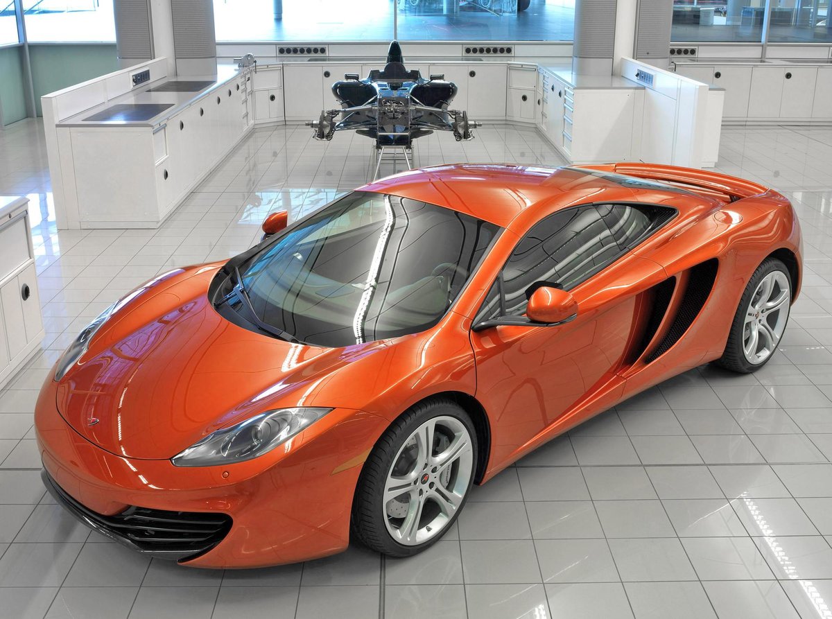 mclaren mp4-12c фото