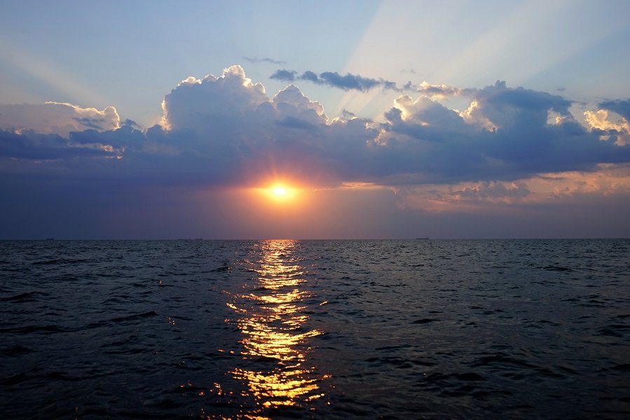 рассвет на море фото
