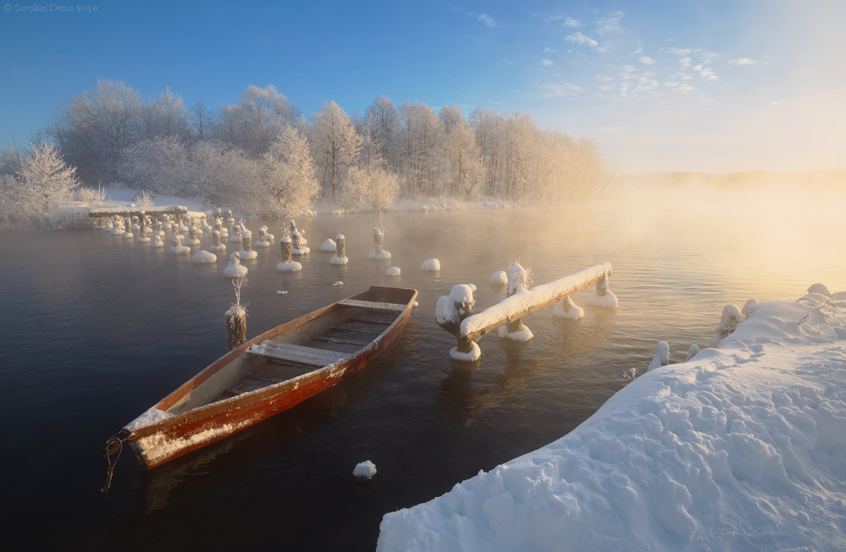морозное утро на озере фото