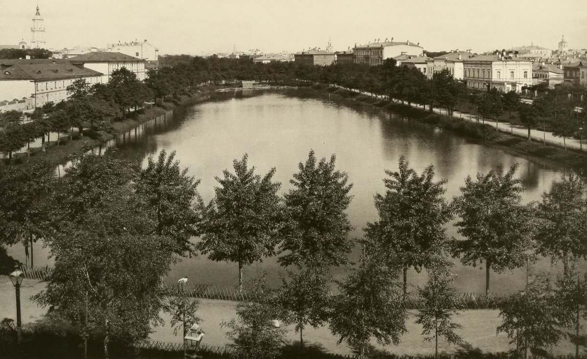 козье болото патриаршие пруды фото