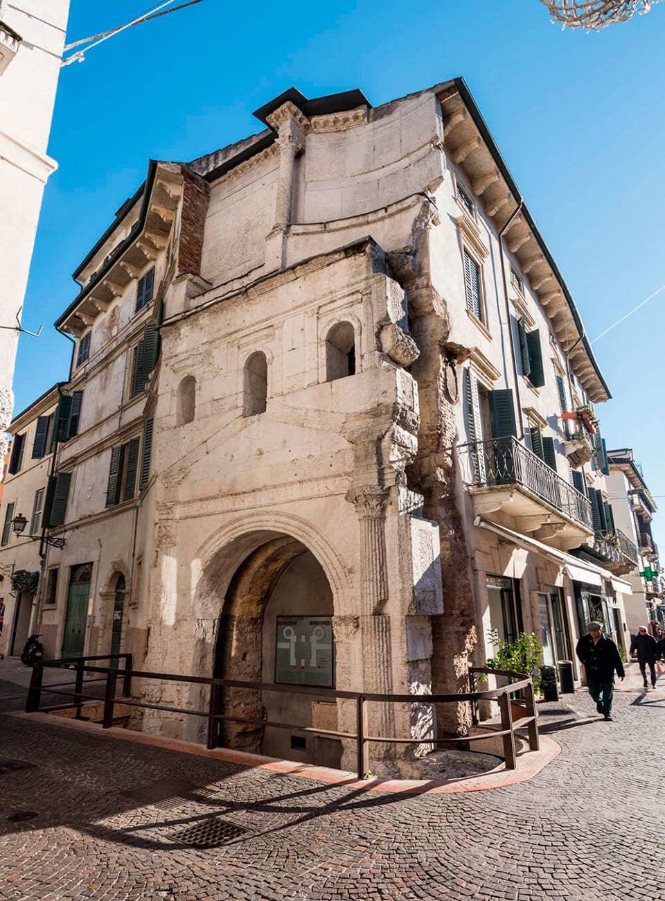 city of verona фото