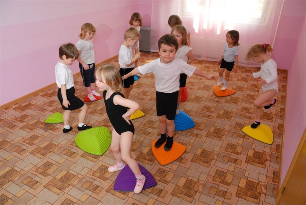 Картинки по физкультуре игры в детском саду