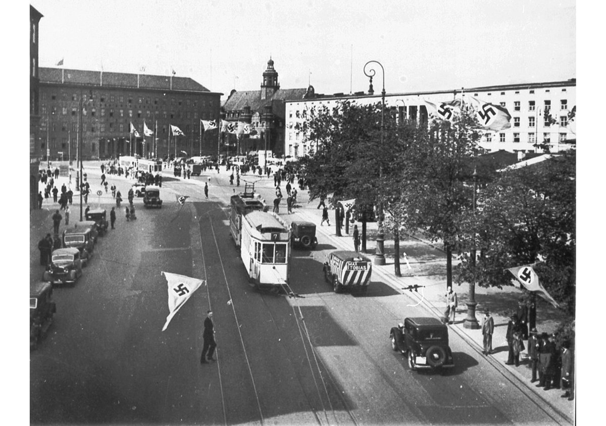 адольф гитлер платц кенигсберг фото