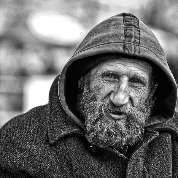 черный бомж фото
