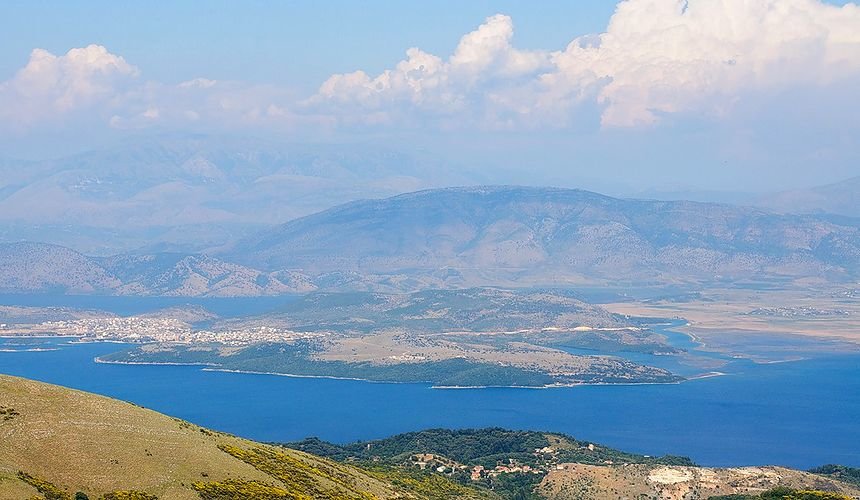 гора пантократор корфу фото