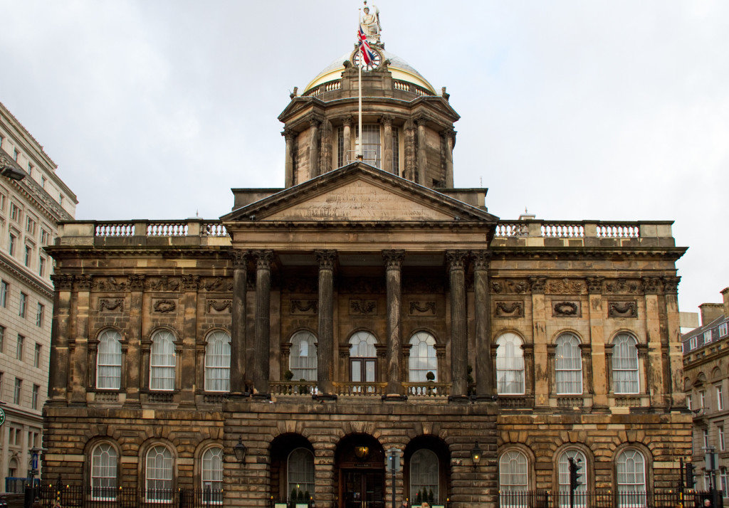 liverpool town hall фото
