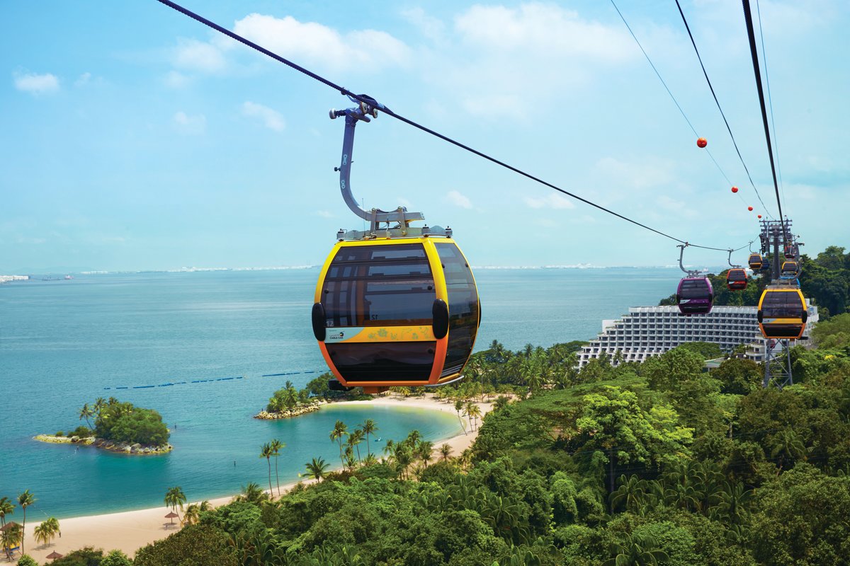 the sentosa cable car фото