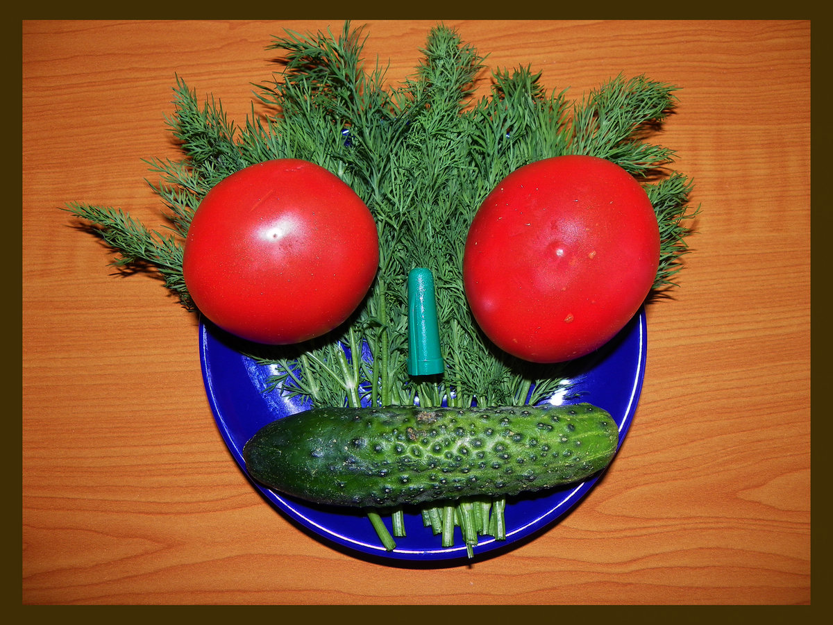 помидор и огурец фото