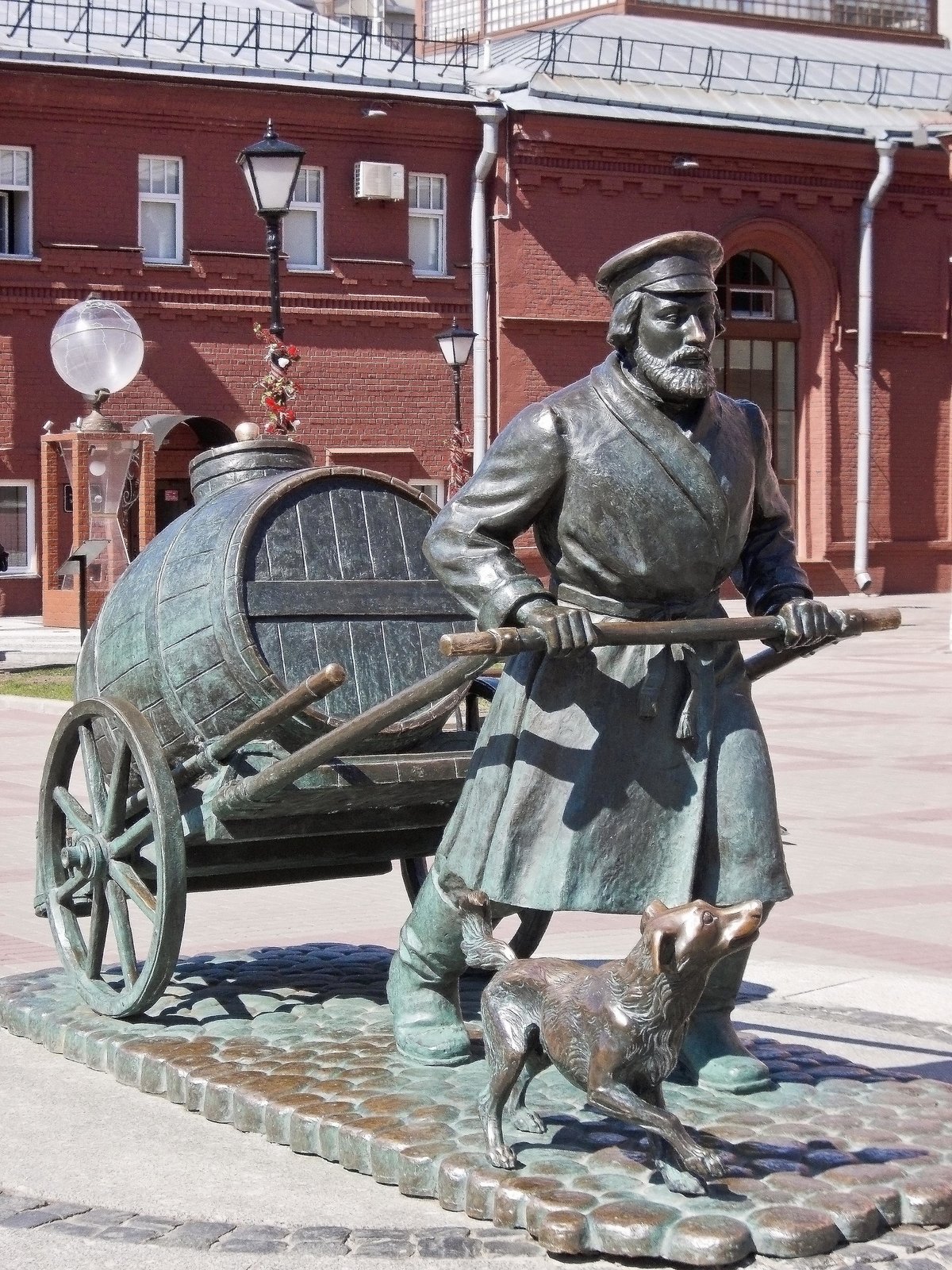 памятник водовозу в санкт-петербурге фото
