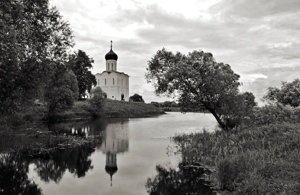 Церковь Покрова на Нерли фото