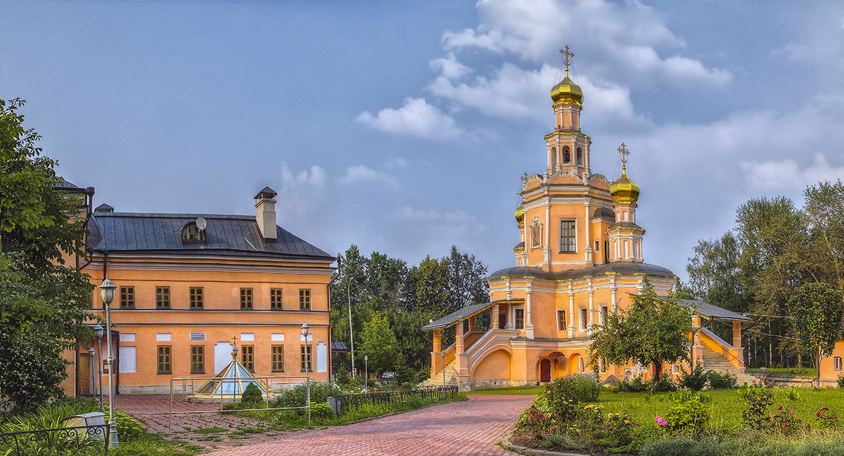 храм бориса и глеба фото