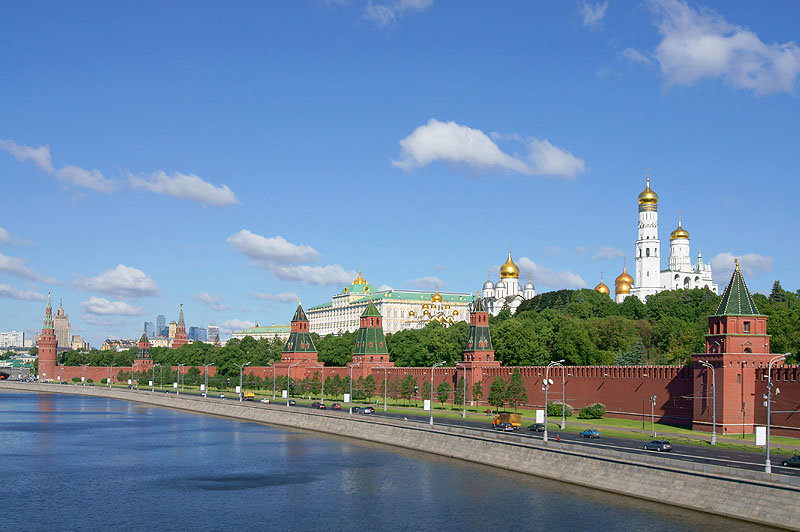 москва река кремль фото