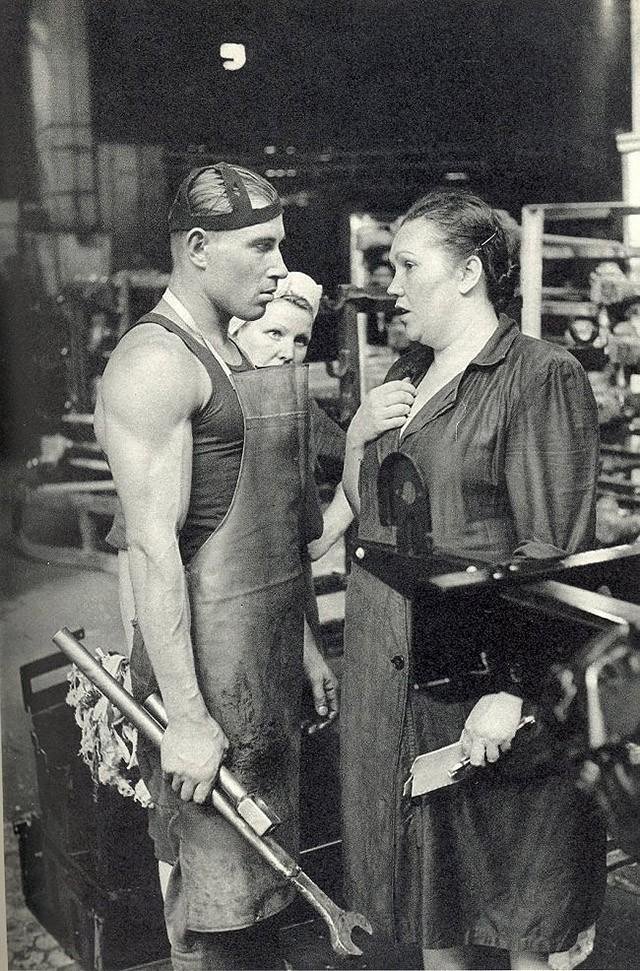 рабочий завода зил 1954 год фото