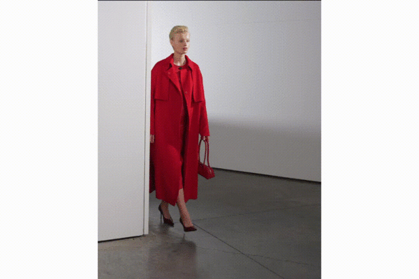 Впускаем весну в гардероб: 4 готовых образа на сезон