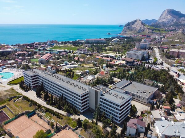 Лечение с видом на море: чем меня удивил этот санаторий