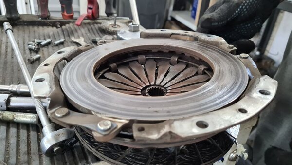 Почему для автомобилей Лада выбирают автосервис StoVesta