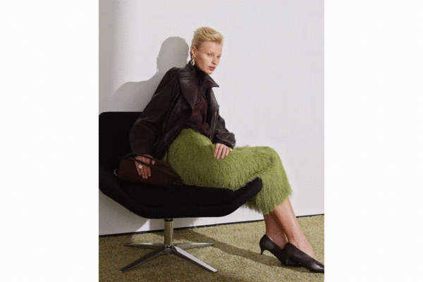 Впускаем весну в гардероб: 4 готовых образа на сезон