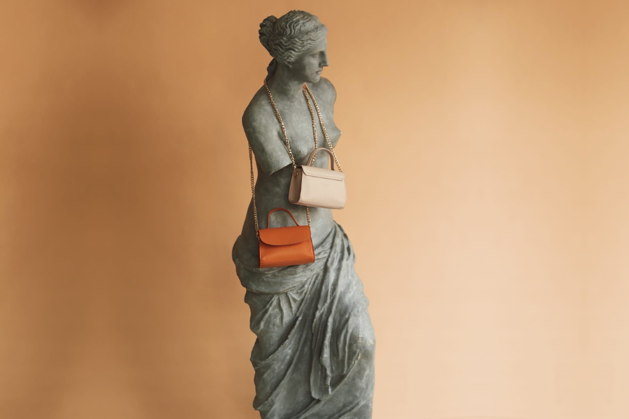 Сумка кросс-боди: 5 самых трендовых моделей 2023 года