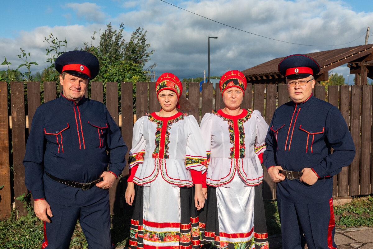 Потомки сибирских казаков в Галанино