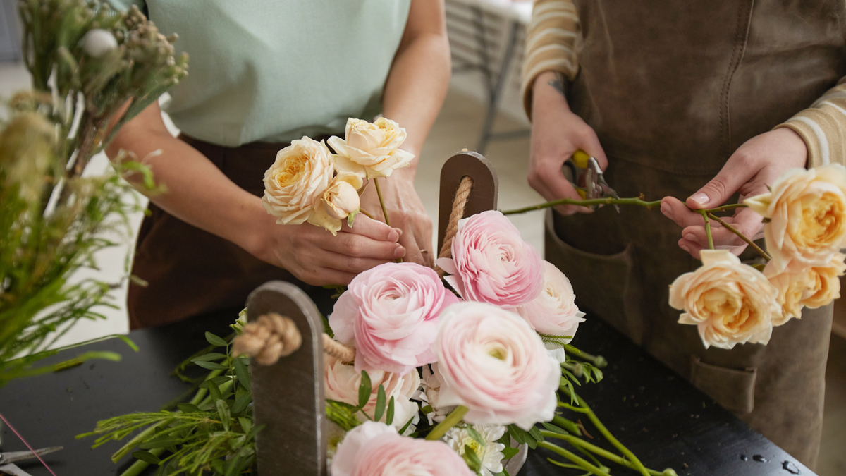 Заказала в Яндекс Go для бизнеса водителя на день