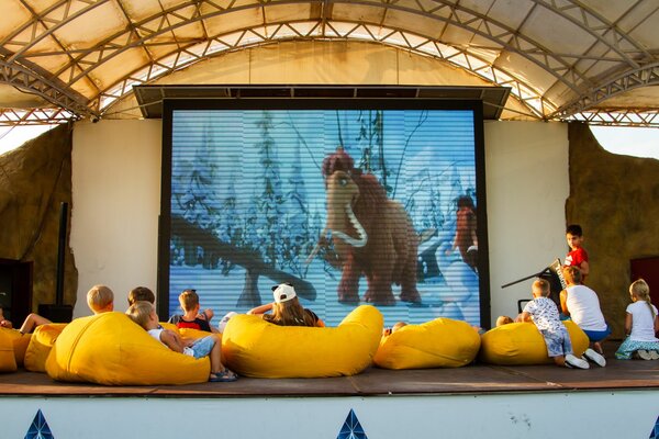 Почему мы едем на море с детьми в Севастополь?