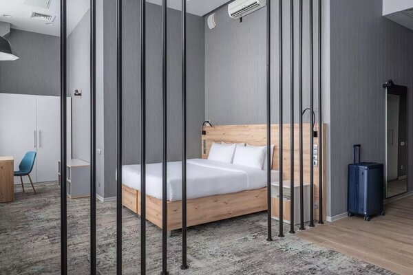 Каждый номер в любом из отелей Cosmos продуман так, чтобы у гостей были все необходимые условия для комфортного проживания.