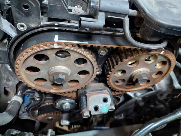 Почему для автомобилей Лада выбирают автосервис StoVesta