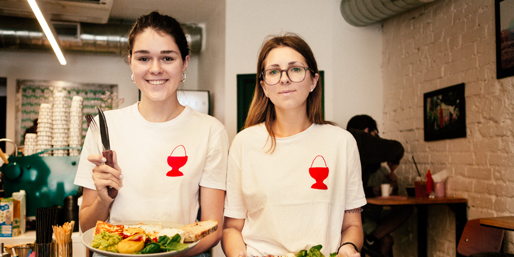 Как проект для друзей превратился в успешный бизнес в двух столицах