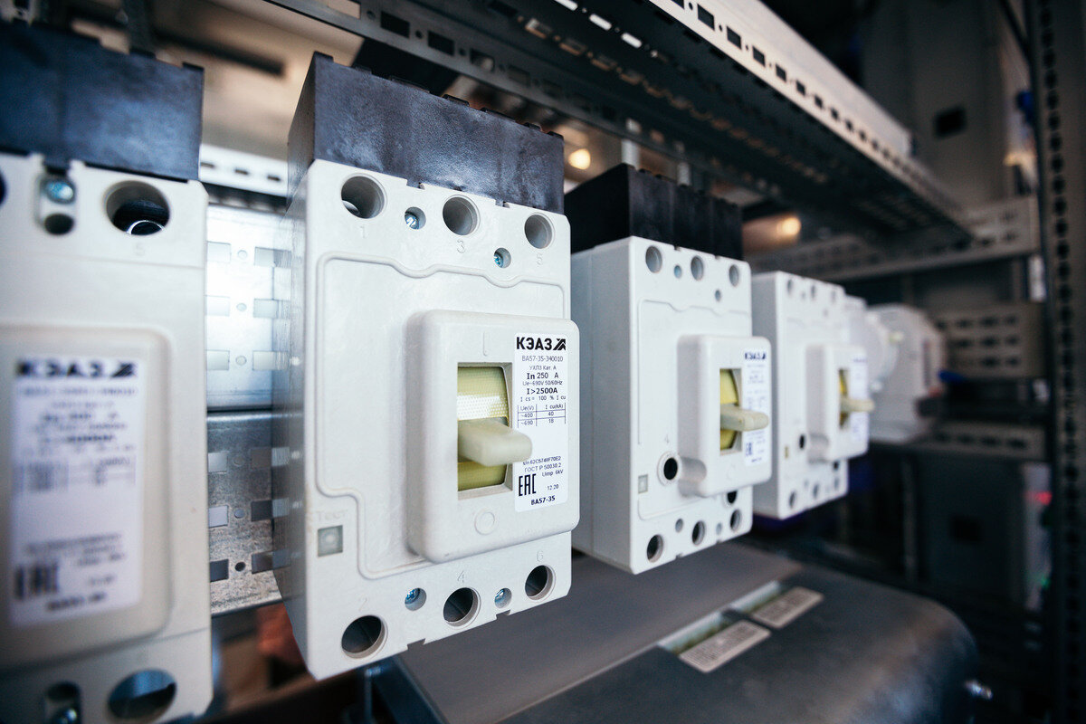 Сможем и без импорта. Как найти надежную электротехнику.