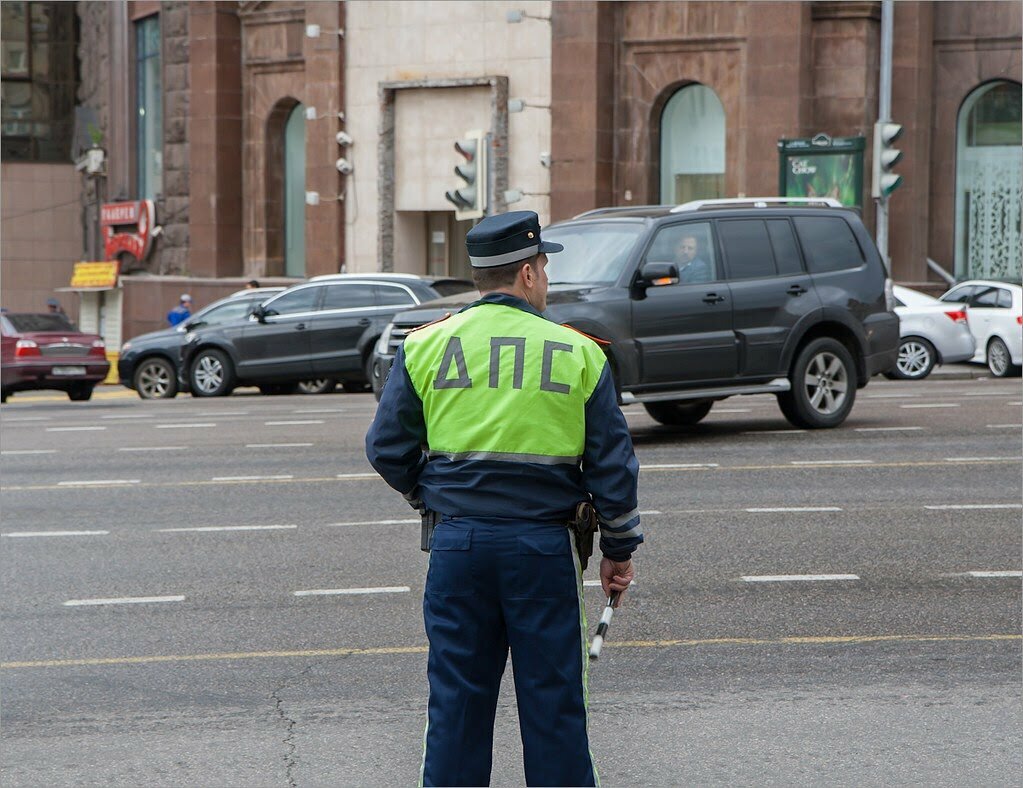 Машину продали, но штрафы приходят: как этого избежать