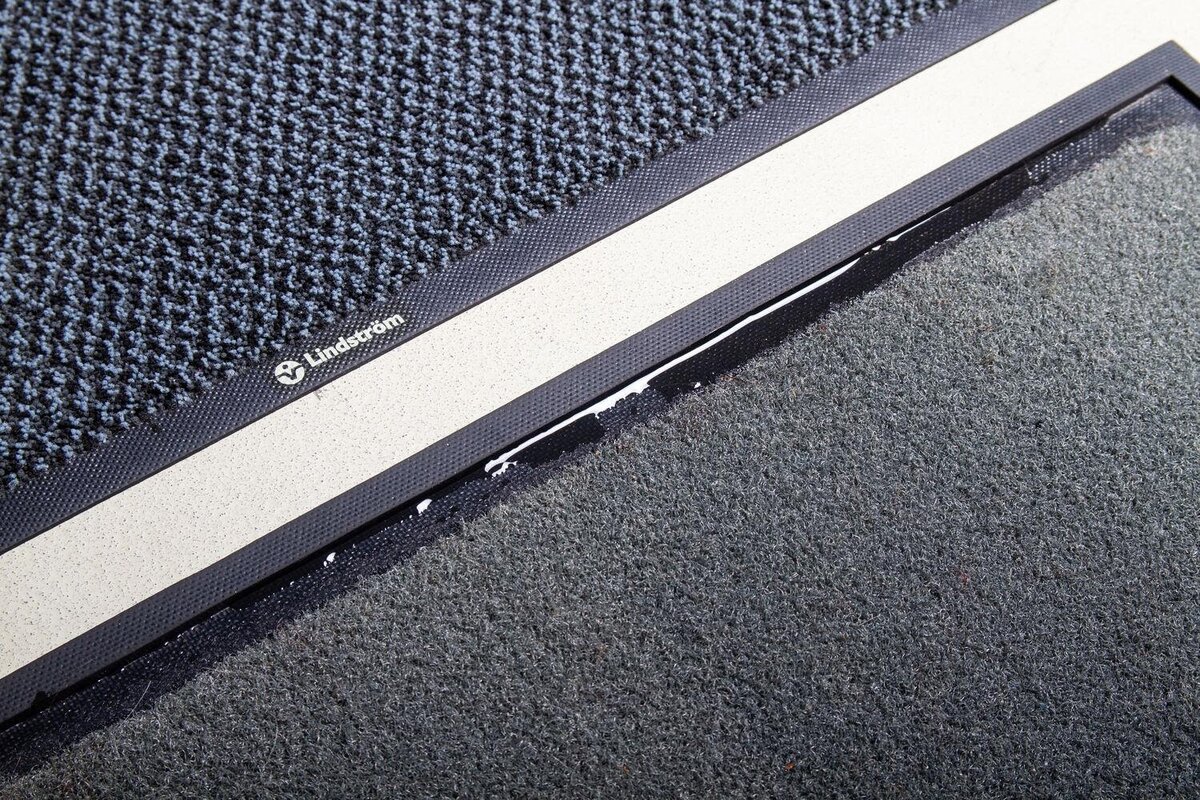 Дезинфекционные ковры «Линдстрем»: решение против бактерий и вирусов