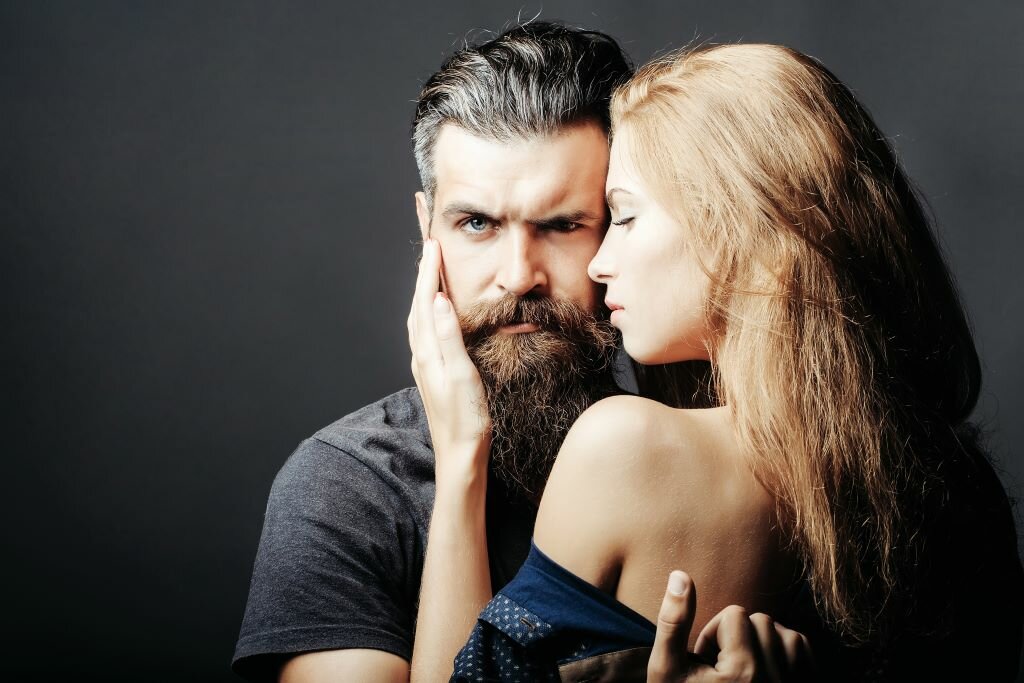 Когда я узнала о беременности, застала мужа... на другой | Что почитать ...