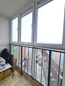 Купить двухкомнатную квартиру до 6 млн рублей в районе Автозаводский в Тольятти - изображение 5