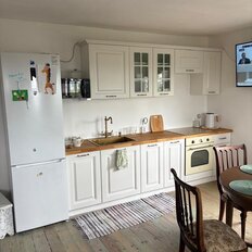 дом + 5,4 сотки, участок - изображение 1